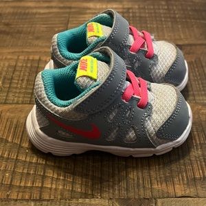 Toddler Girls Nike Shoes Size 3